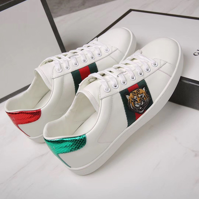 G*u*i ace embroidered tiger sneaker