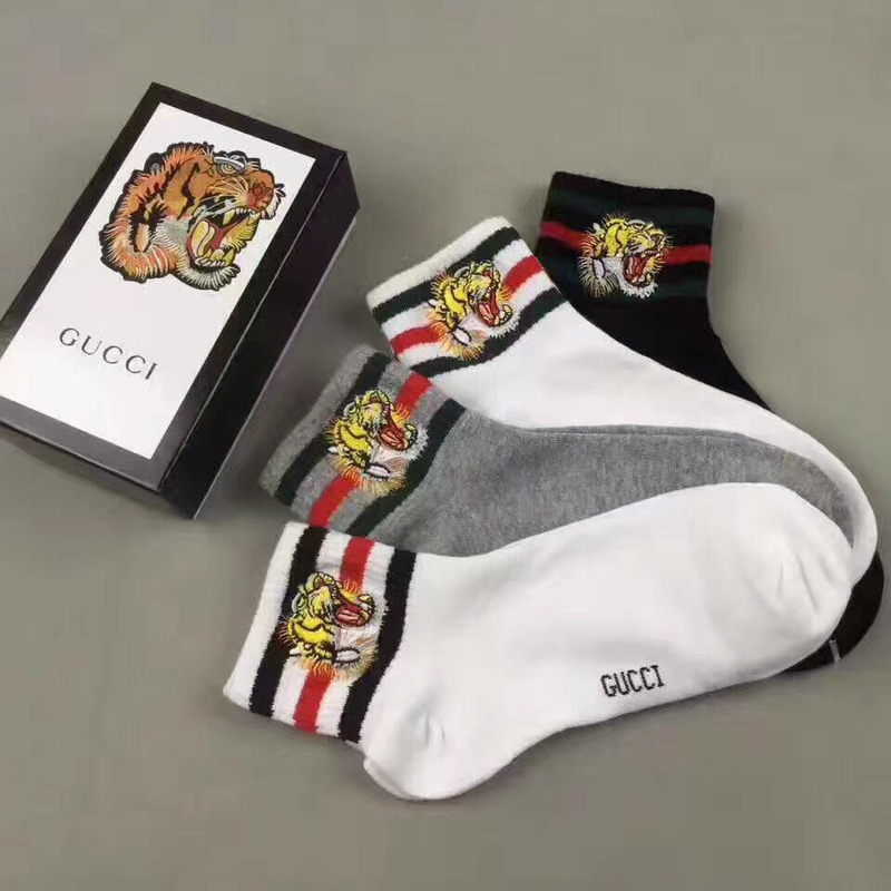 G*u*i socks