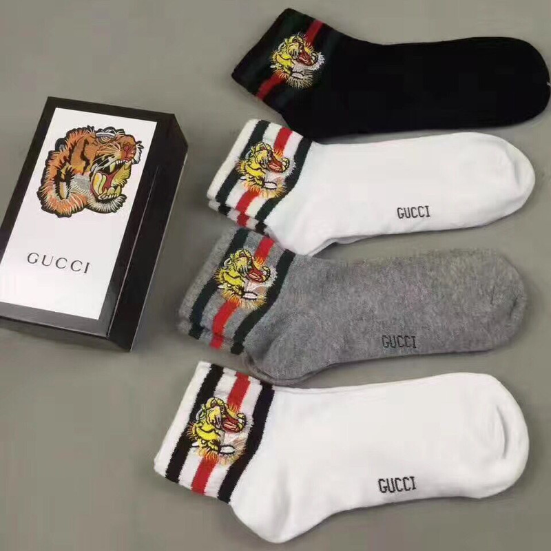 G*u*i socks