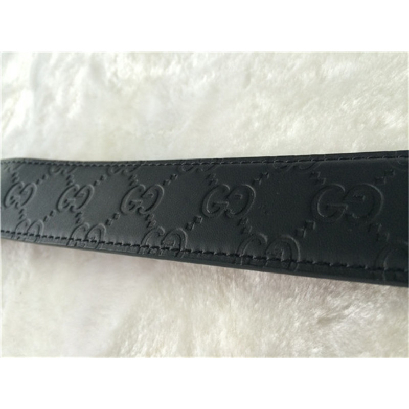 black G*u*i leather silver buckle