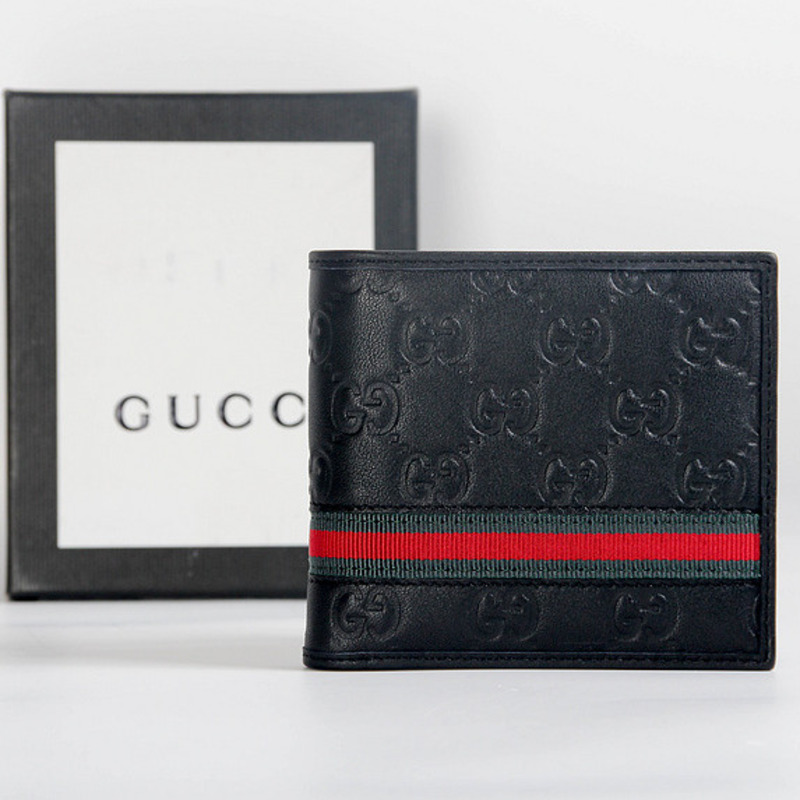 G*u*i black leather wallet