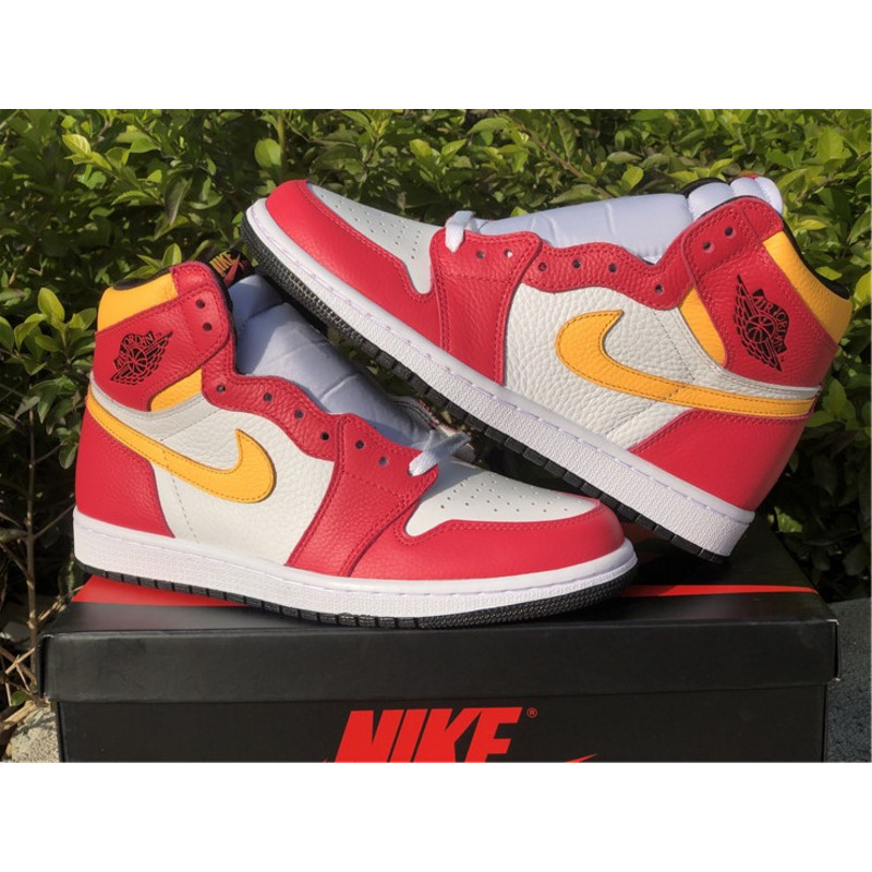 Air Jordan 1"Light Fusion Red"555088 603 Sneakers Men Women