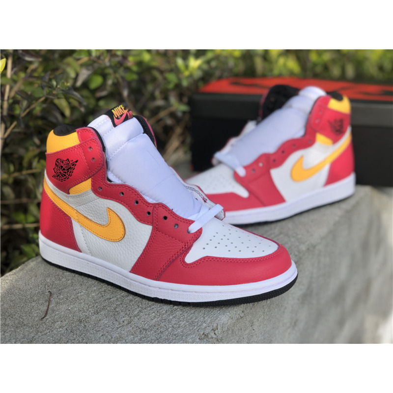 Air Jordan 1"Light Fusion Red"555088 603 Sneakers Men Women