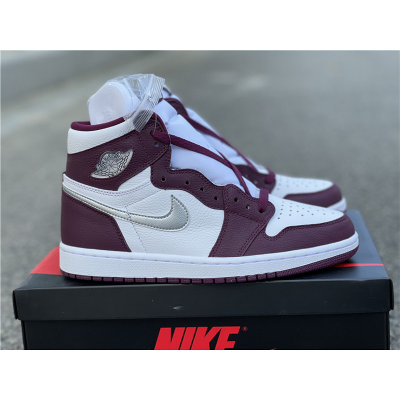 Air Jordan 1 High OG" Bordeaux"555088 611 Sneakers Men Women