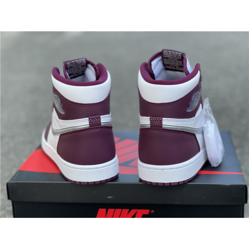 Air Jordan 1 High OG" Bordeaux"555088 611 Sneakers Men Women