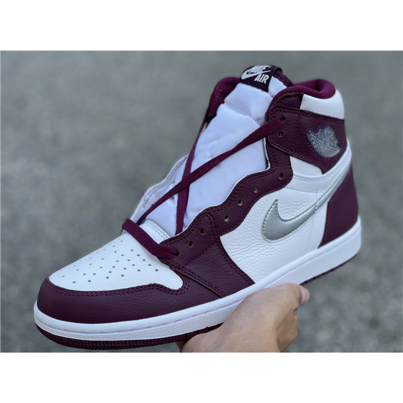 Air Jordan 1 High OG" Bordeaux"555088 611 Sneakers Men Women