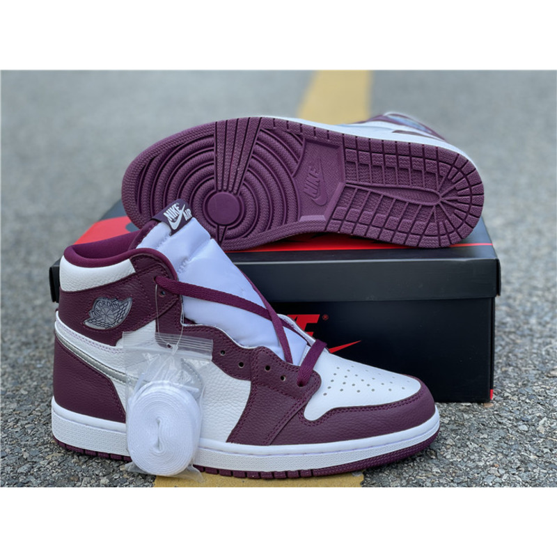 Air Jordan 1 High OG" Bordeaux"555088 611 Sneakers Men Women