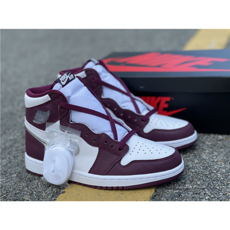 Air Jordan 1 High OG" Bordeaux"555088 611 Sneakers Men Women