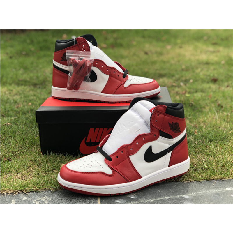 Air Jordan 1 High OG 555088 101 Sneakers Wen Women