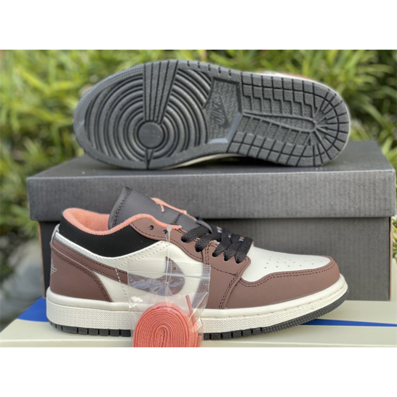 Air Jordan 1 Low"Mocha Brown"DC6991 200 Sneakers Men Women