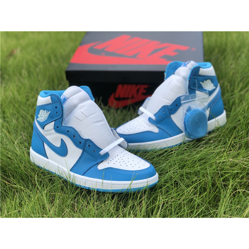 Air Jordan 1 Mid 555088 117 Sneakers Men