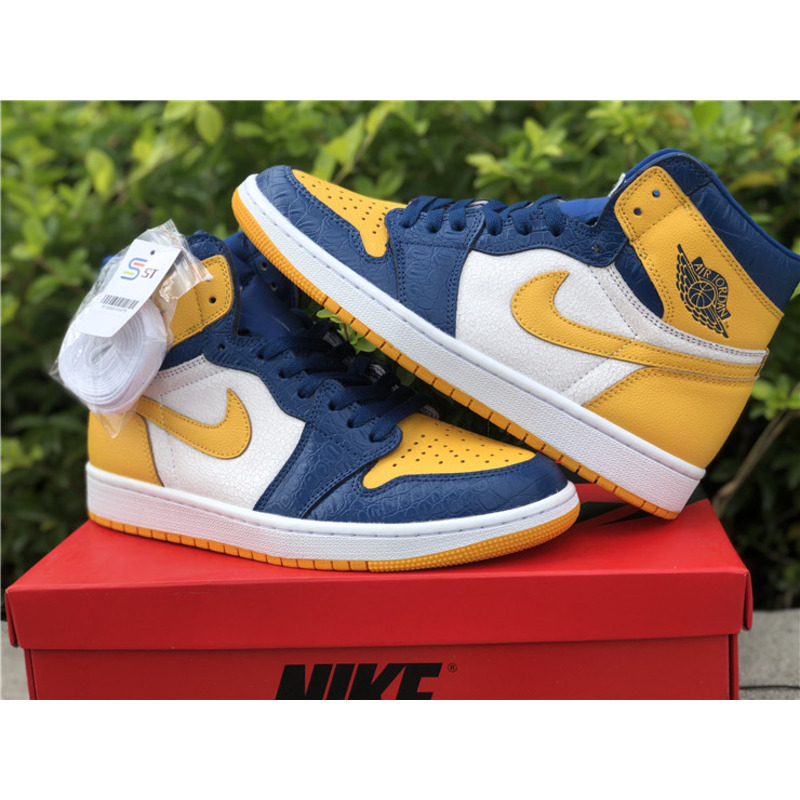 Air Jordan 1 Mid CZ6909 100 Sneakers Men Women