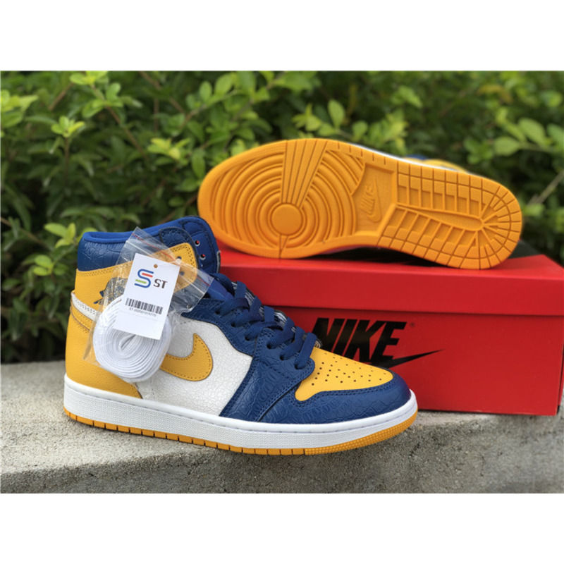 Air Jordan 1 Mid CZ6909 100 Sneakers Men Women