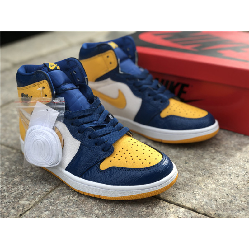 Air Jordan 1 Mid CZ6909 100 Sneakers Men Women