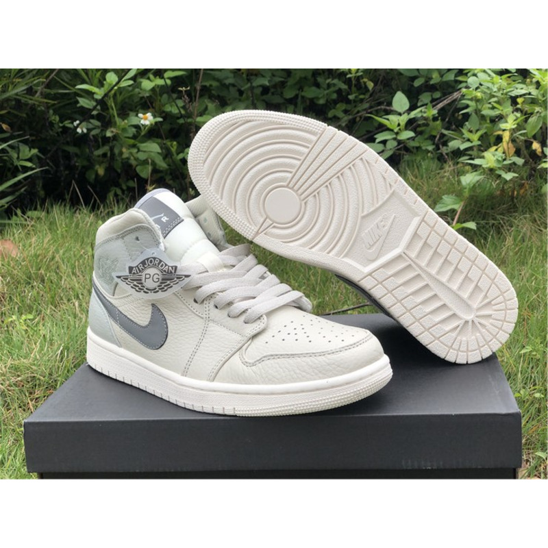 Air Jordan 1 Mid SE 852542 003 Sneakers Men Women