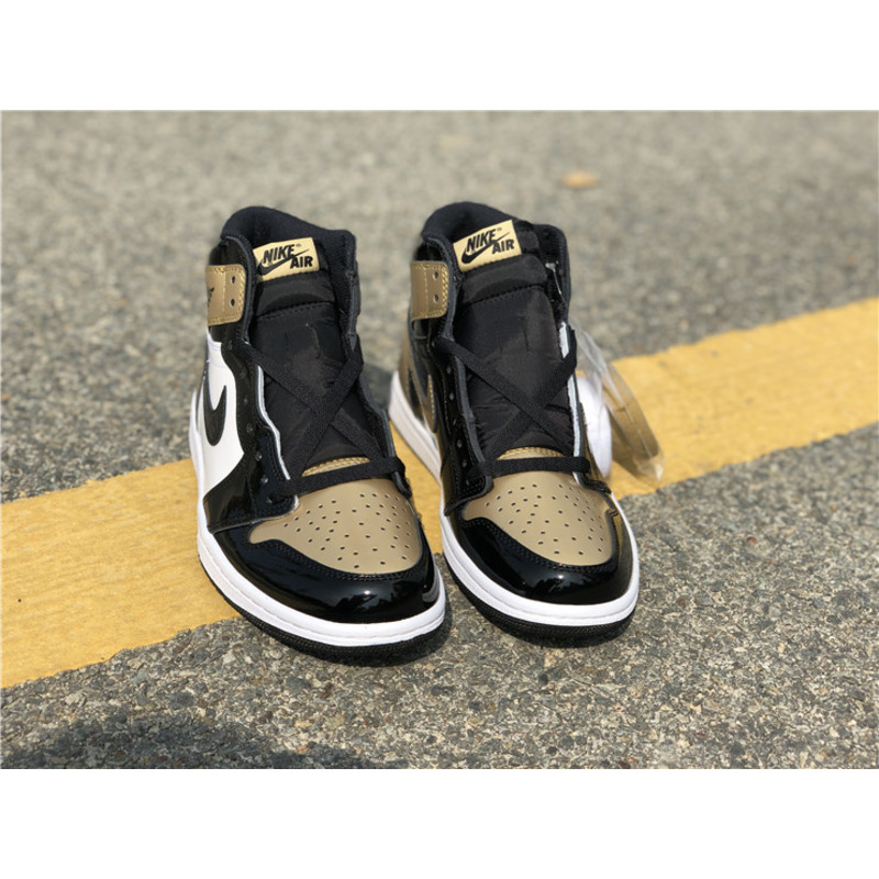 Air Jordan 1 Retro High OG 861428 001 Sneakers Men Women