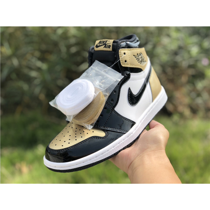 Air Jordan 1 Retro High OG 861428 001 Sneakers Men Women