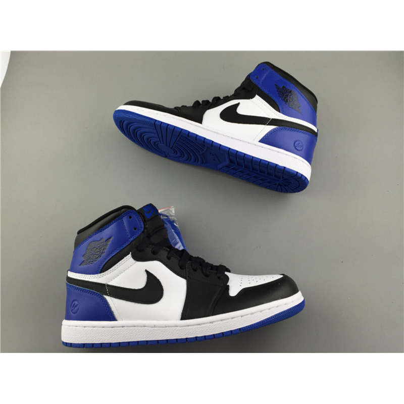 Air Jordan 1 Retro High Sneakers Men