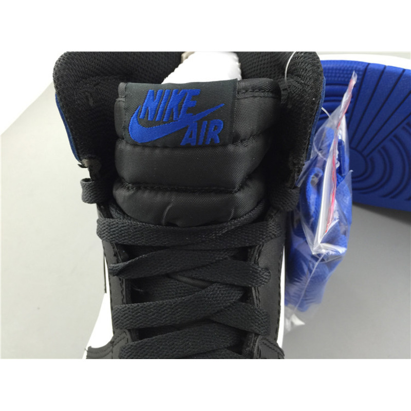 Air Jordan 1 Retro High Sneakers Men