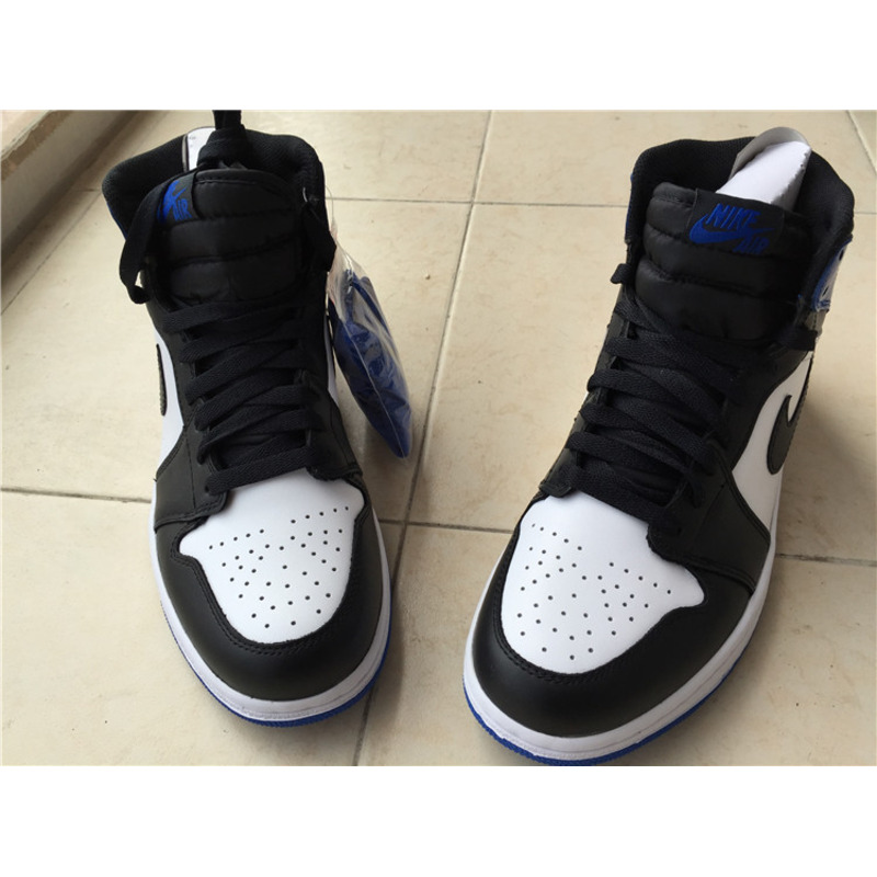 Air Jordan 1 Retro High Sneakers Men