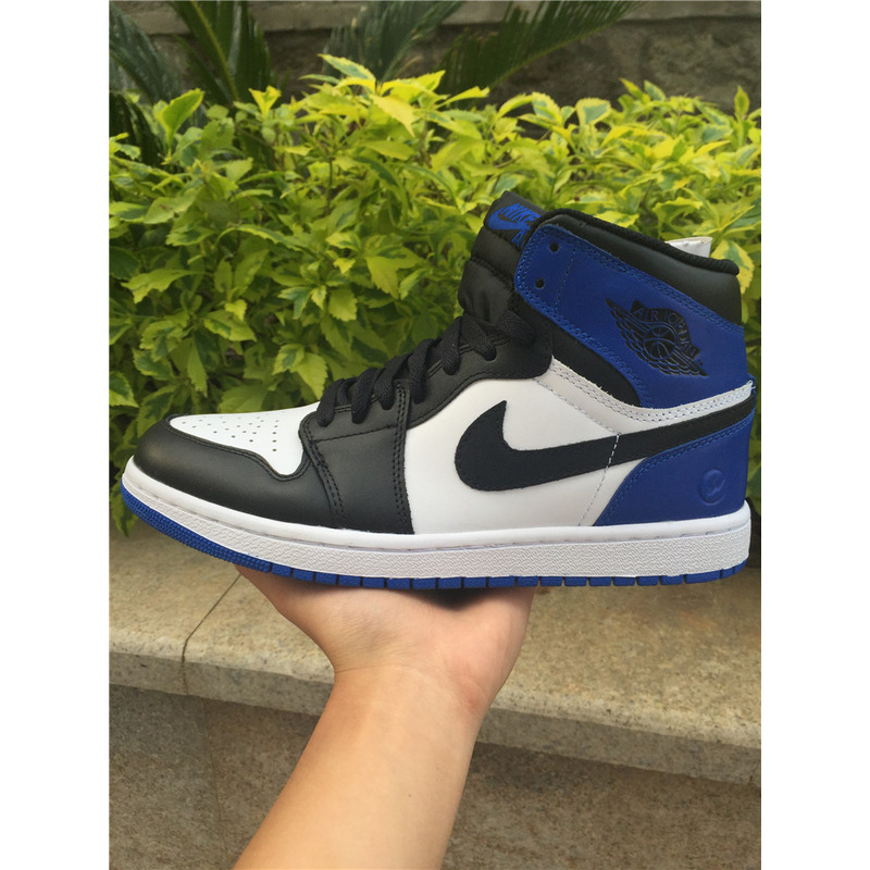 Air Jordan 1 Retro High Sneakers Men