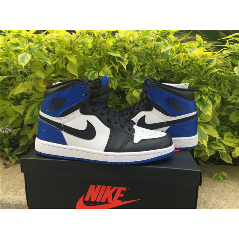 Air Jordan 1 Retro High Sneakers Men