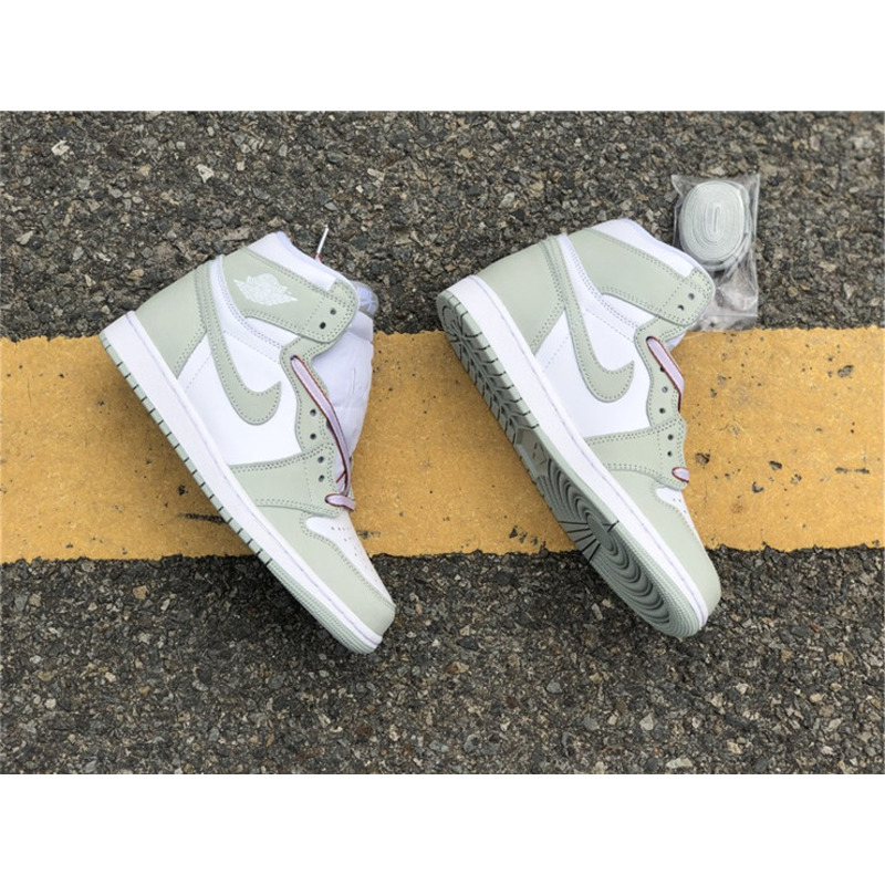 Air Jordan 1 WMNS"Seafoam"CD0461 002 Sneakers Men Women