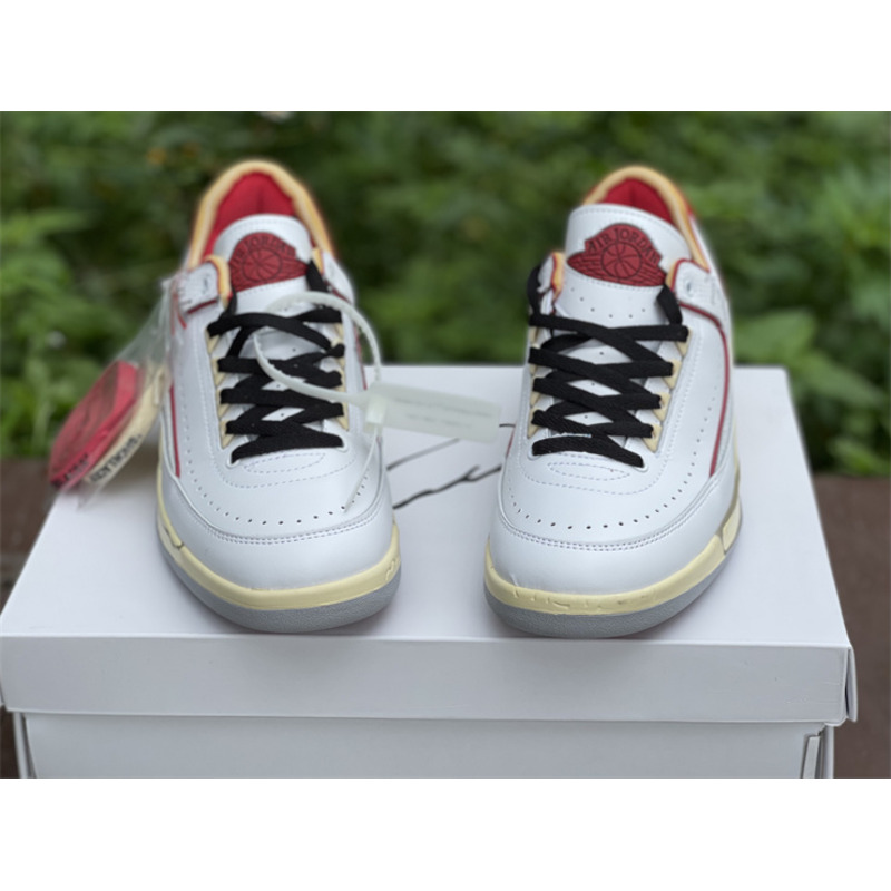 OFF White x Air Jordan 2 Low DJ4375 106 Sneakers Men