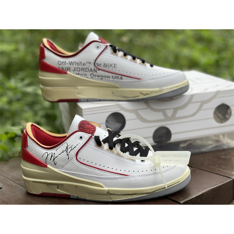 OFF White x Air Jordan 2 Low DJ4375 106 Sneakers Men