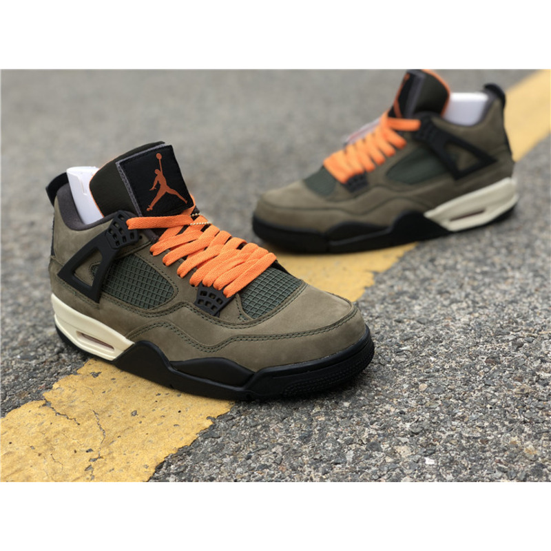 Air Jordan 4 RETRO UNFTD Sneakers Men