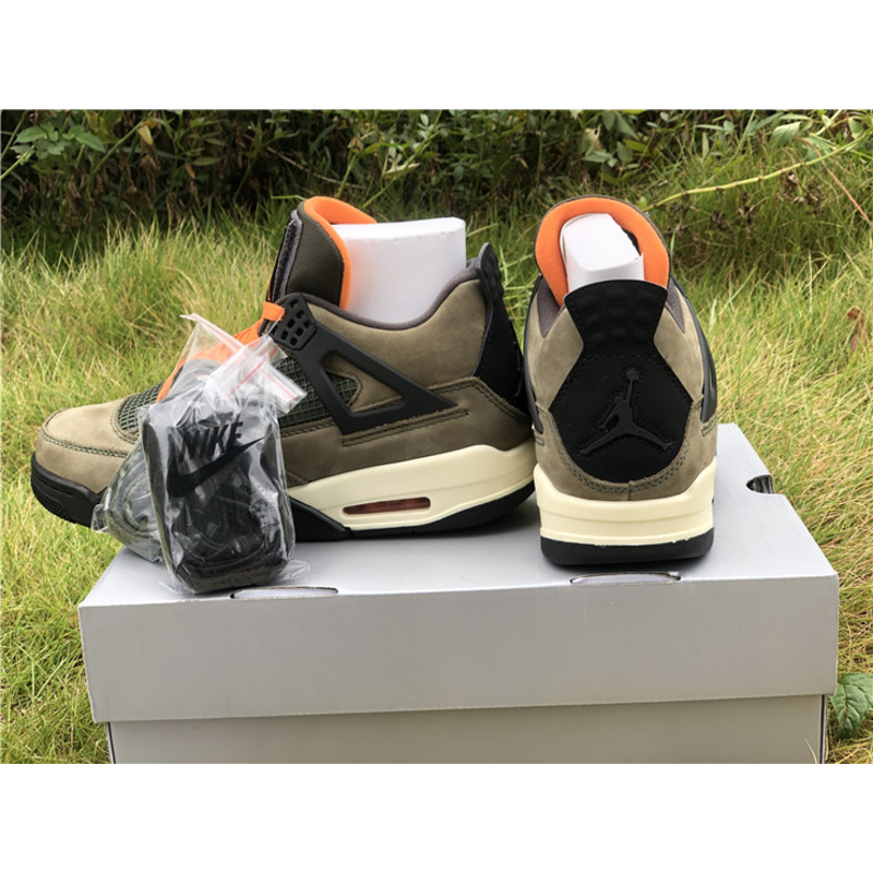 Air Jordan 4 RETRO UNFTD Sneakers Men