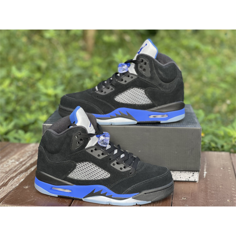 Air Jordan 5 RETRO CT4838 004 Sneakers Men