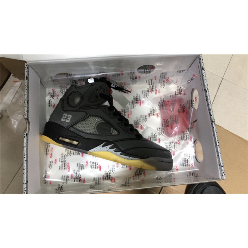 OFF W Air Jordan 5 RETRO CT8480 001 Sneakers Men