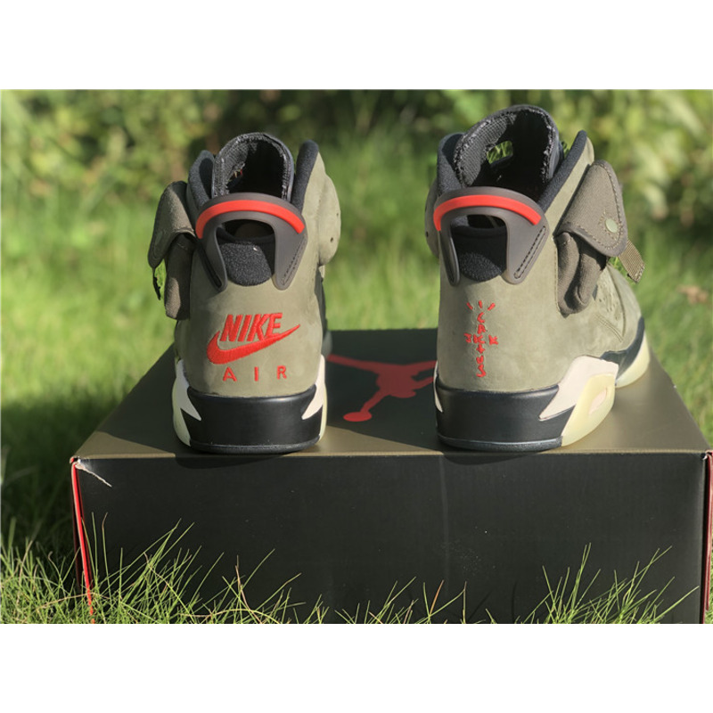 Travis Scott x Air Jordan 6 CN1084 200 Sneakers Men