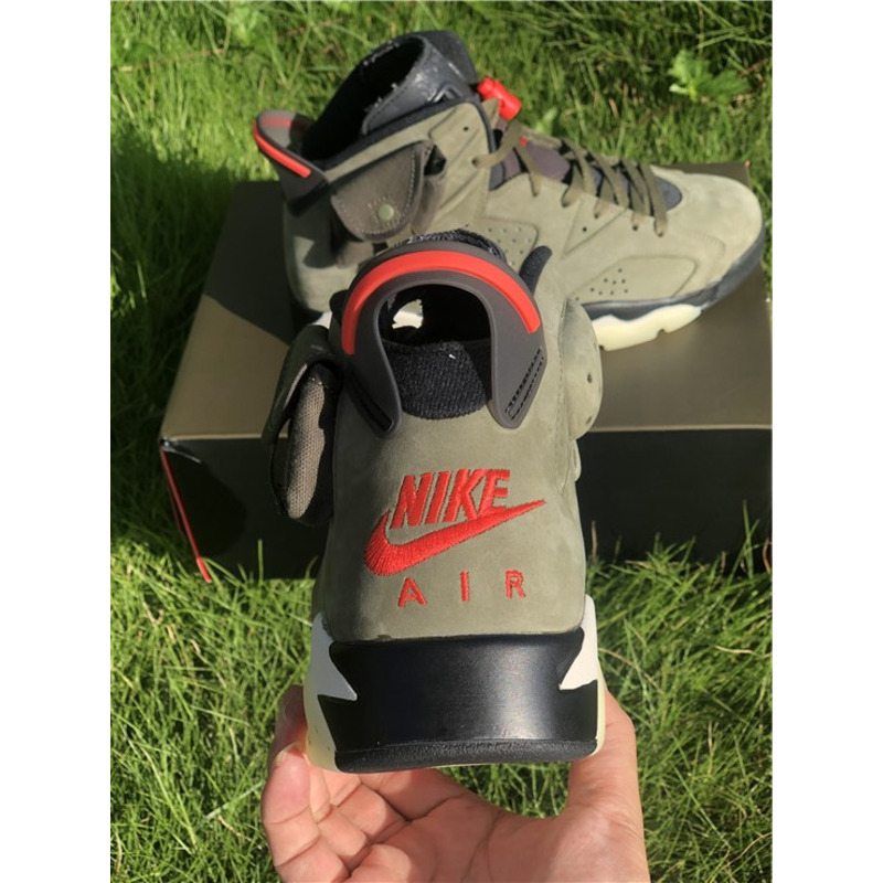 Travis Scott x Air Jordan 6 CN1084 200 Sneakers Men