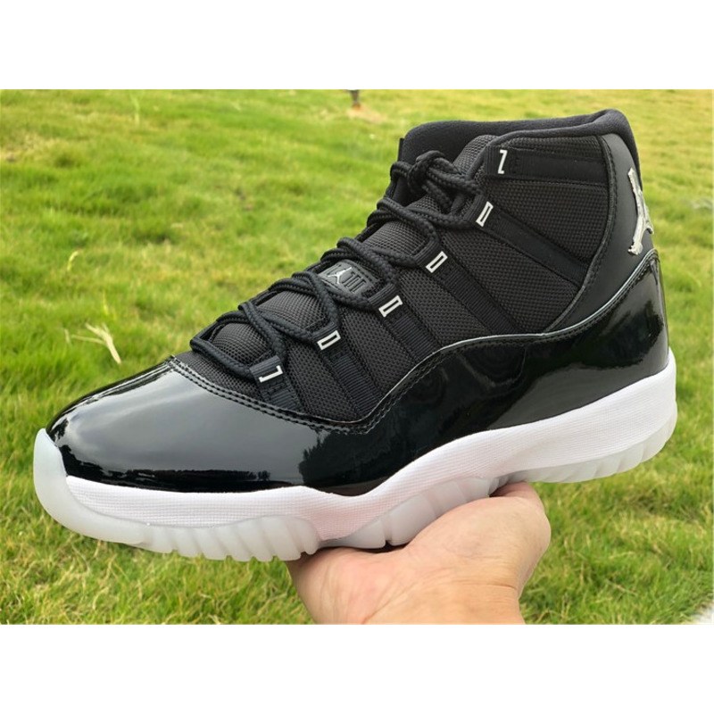 Air Jordan 11