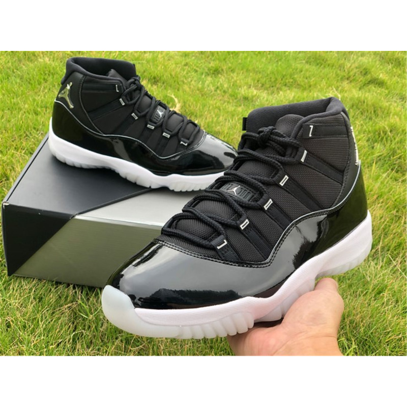 Air Jordan 11