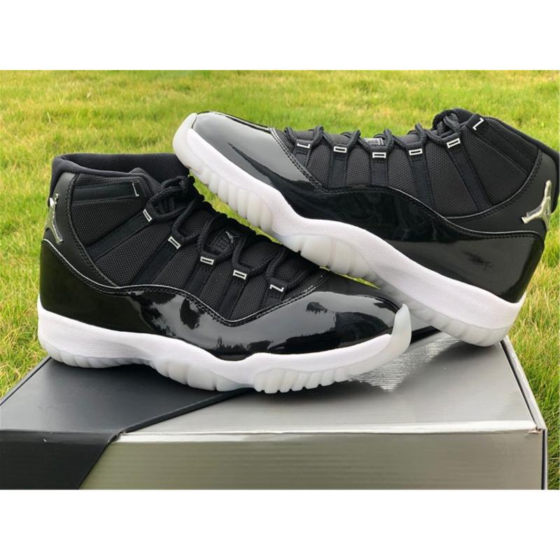 Air Jordan 11