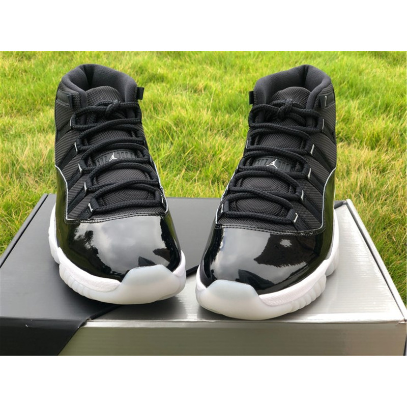 Air Jordan 11