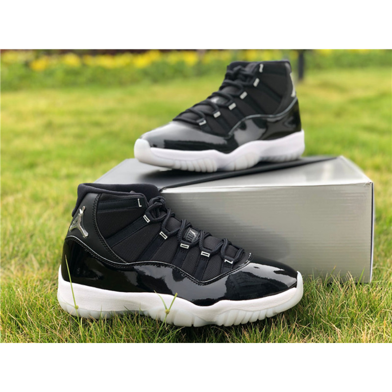 Air Jordan 11