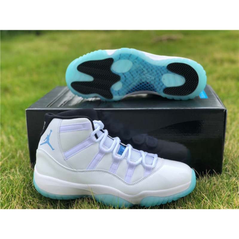 Air Jordan 11 RETRO 378037 117 Sneakers Men