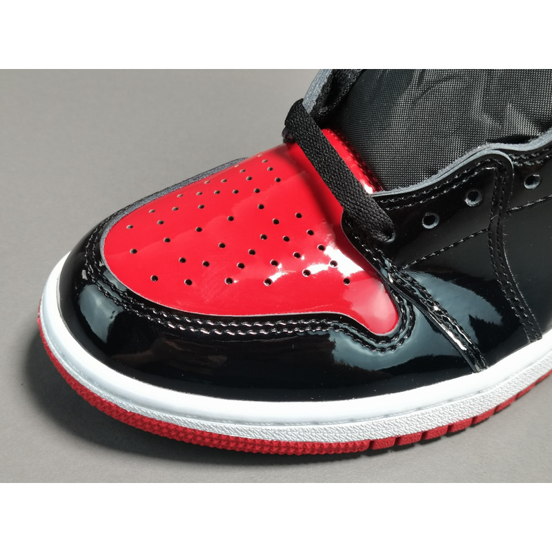 Air Jordan 1 High OG "Bred Patent" 555088 063 Sneakers Men