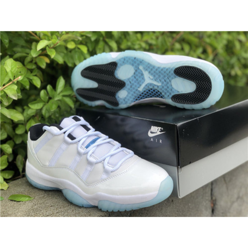 Air Jordan 11 Retro Low