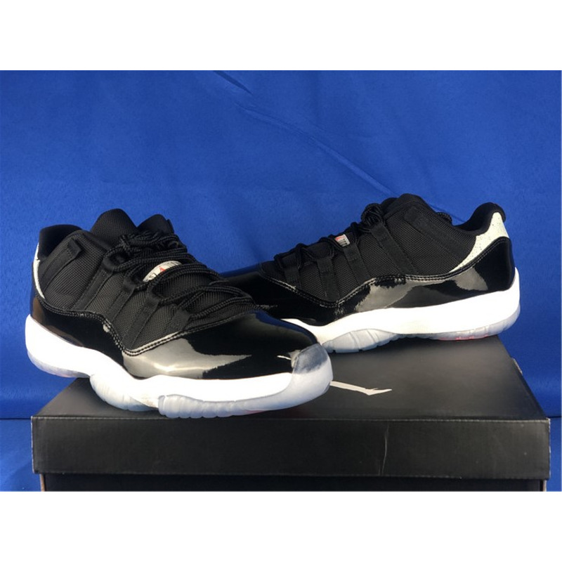 Air Jordan 11 RETRO Low 528895 023 Sneakers Men