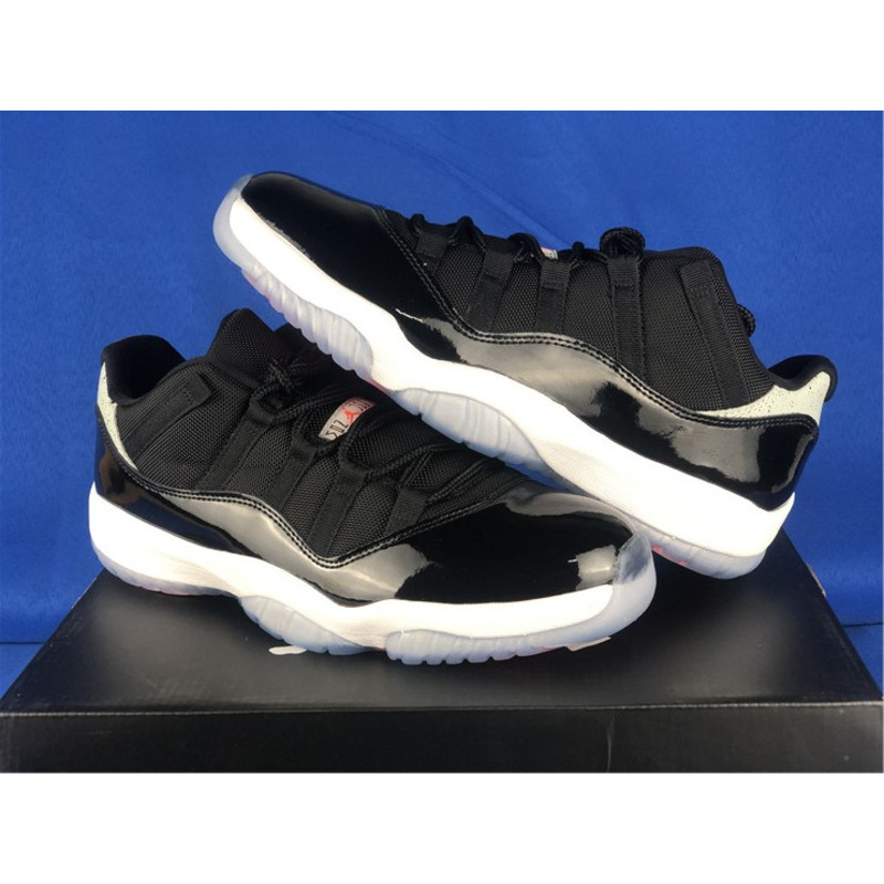 Air Jordan 11 RETRO Low 528895 023 Sneakers Men