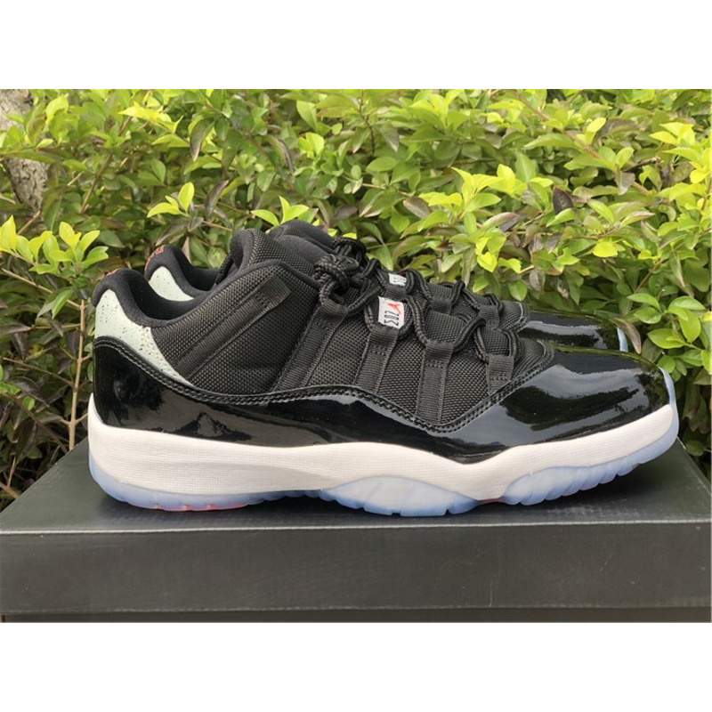 Air Jordan 11 RETRO Low 528895 023 Sneakers Men