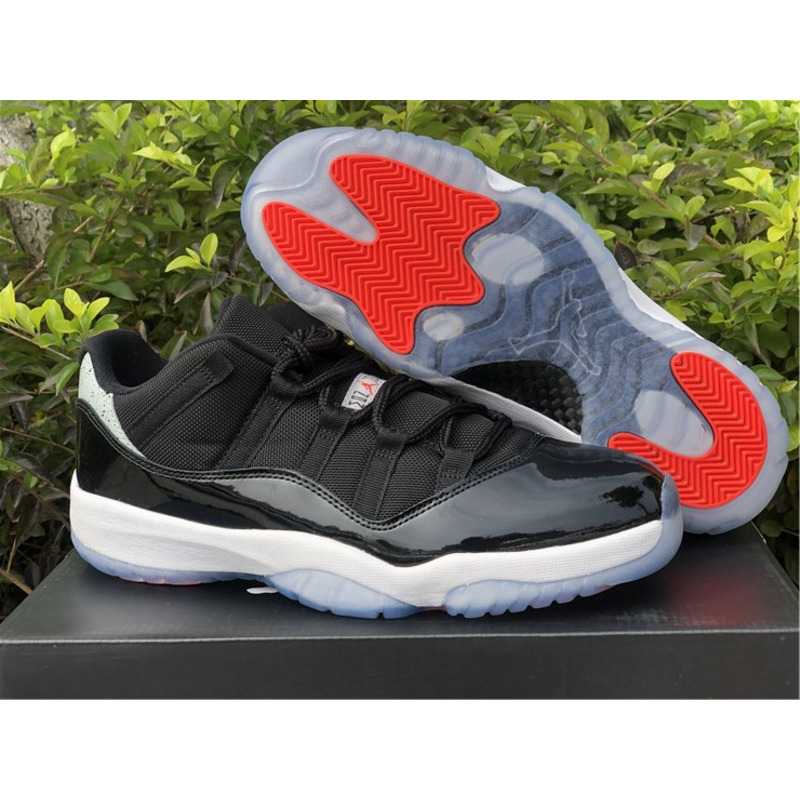 Air Jordan 11 RETRO Low 528895 023 Sneakers Men