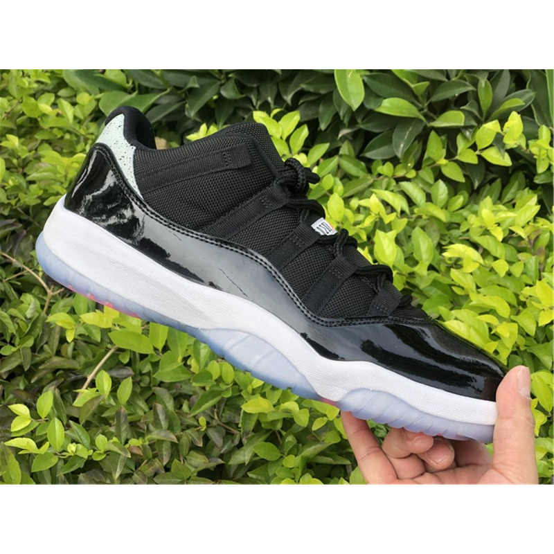 Air Jordan 11 RETRO Low 528895 023 Sneakers Men