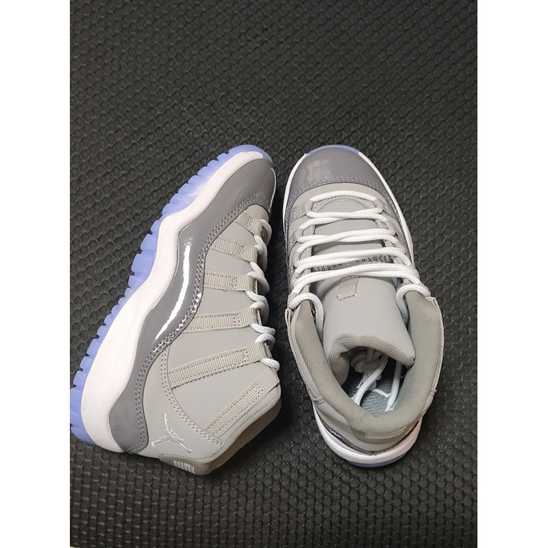 Air Jordan 11 RETRO Gray Sneakers Kids