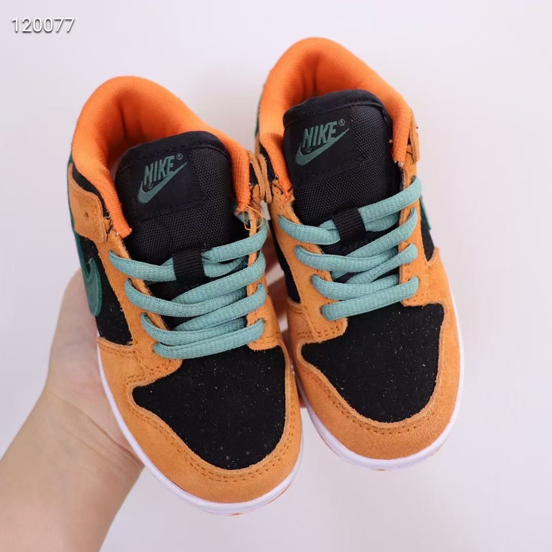 Nike Dunk SB Black Orange AQ011 sneakers kids